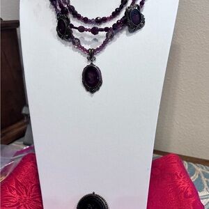 Elegant extasia jewelry ensemble.  Includes purple amethyst like beads also.
